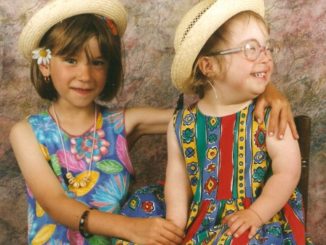 ma soeur, ma poupée